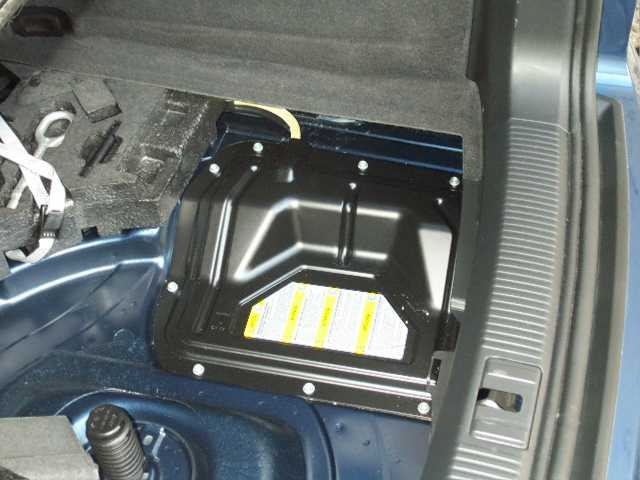 Wie komme ich an meine Batterie - Audi A3 ab 2003 (Typ 8P/8PA